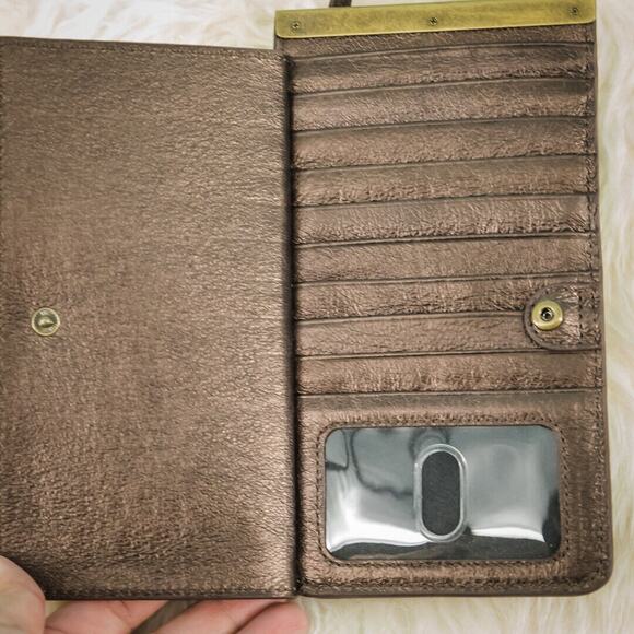 The Sak Bronze Brown Metallic Leather Smartphone Small Crossbody Bag Purse - Picture 6 of 7